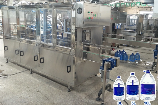 A - Производственная линия воды з полностью полная включает машину завалки воды/оборудование упаковки воды 3